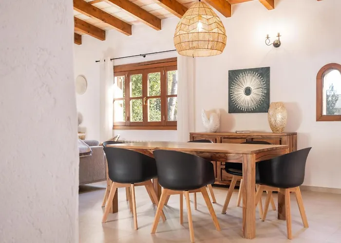 Cuxach De N'alba By Sunvillas Mallorca. Casa vacanze Pollença